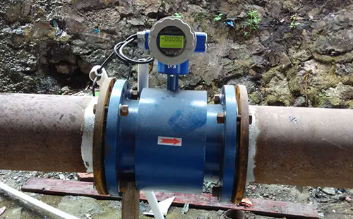 排污流量計現(xiàn)場使用圖